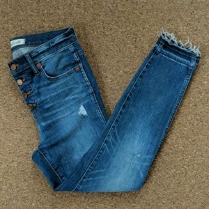 Madewell 10" Drop-Hem Skinny Jeans in Rosecliff